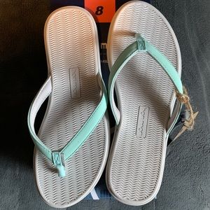 Brand new hair Mari flip flops